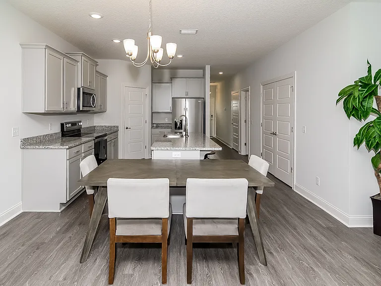 1084 Walker Point Way — Photo 6