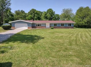 205 W Center Dr, Columbia City, IN 46725