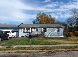 25 Glen Rd, Howell, NJ 07731