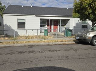 916 E Main St, Klamath Falls, OR 97601
