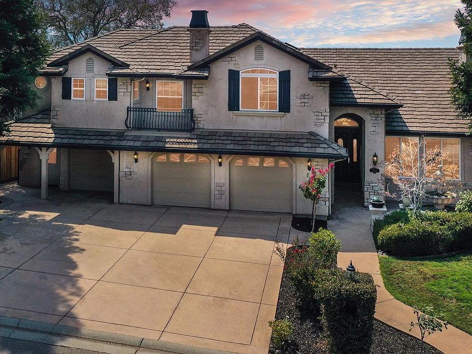1st image of 1058 Crestline Cir