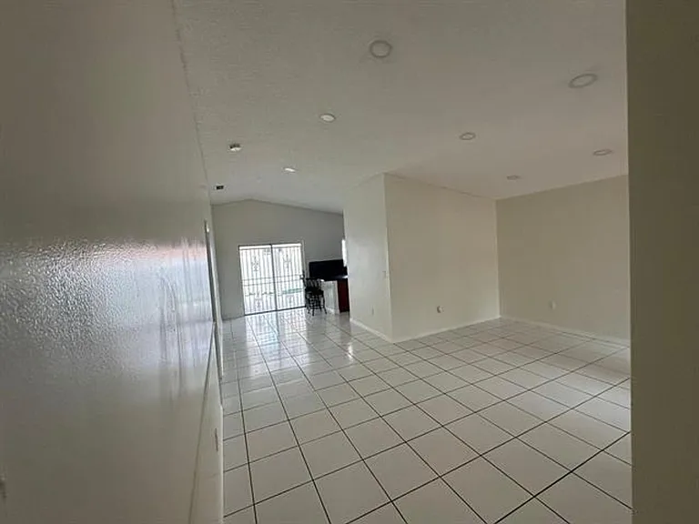 9316 NW 121st St #51 — Photo 1