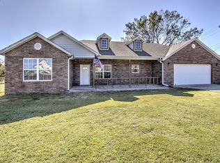 1110 NE 5th St, Pryor, OK 74361