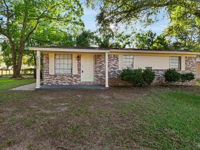 6301 Montgomery Ave, Pensacola, FL, 32526
