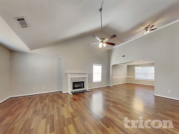 4th image of 341 Chase Marion Way