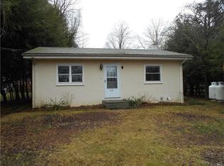 68 Alpine Dr, Sandy Hook, CT 06482