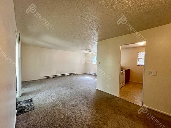 2nd image of 867 Birch Ave APT 1
