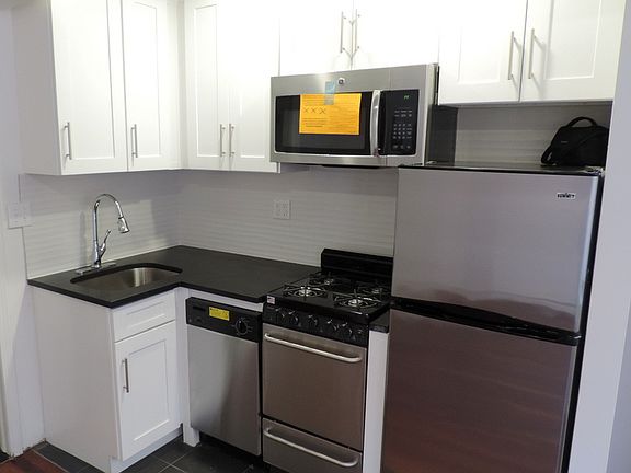 4th image of 152 Orchard St APT 2C