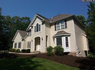 10175 Charlton Ln, Novelty, OH 44072