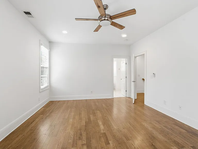 404 Woodmont Hall Pl — Photo 52