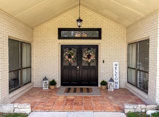 443 Coronado Dr, Kerrville, TX 78028