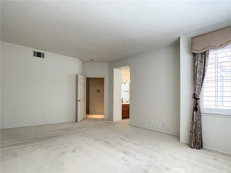 2712 Westbourne Pl — Photo 41