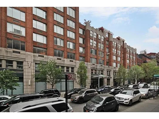 Sold by Remax Real Estate Professionals | media 11