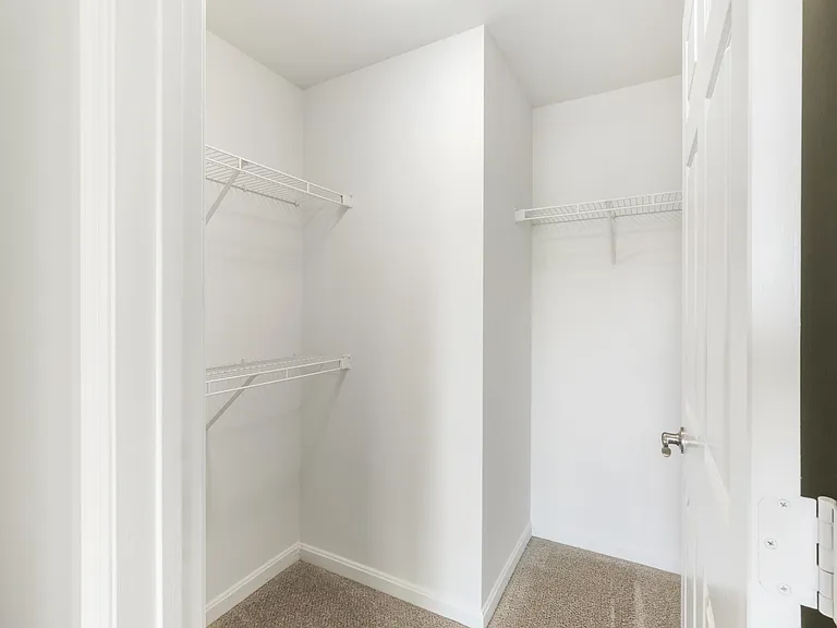 The Apartments at Wellington Trace — Photo 15