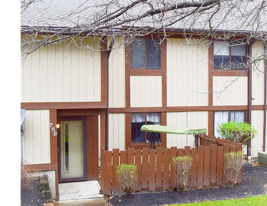 1st image of 758 Kirkwall Dr