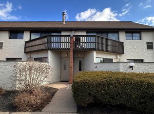 1071 Lancaster Blvd APT 15, Mechanicsburg, PA 17055