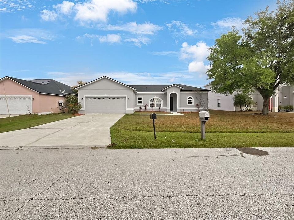 1st image of 256 ABBOTSBURY DRIVE