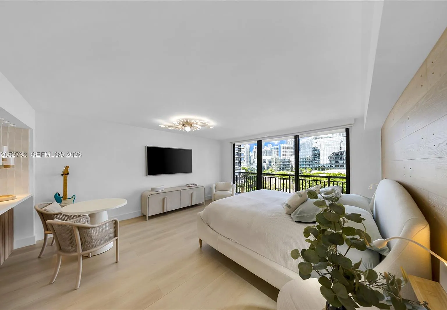 Brickell Key Ii Condo — Photo 2