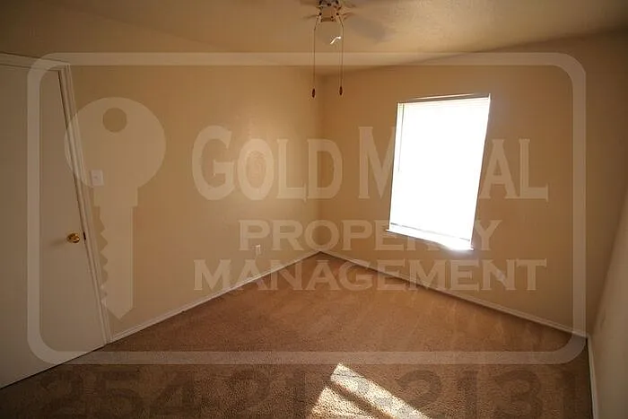 1708 Spring Rose Cir — Photo 6