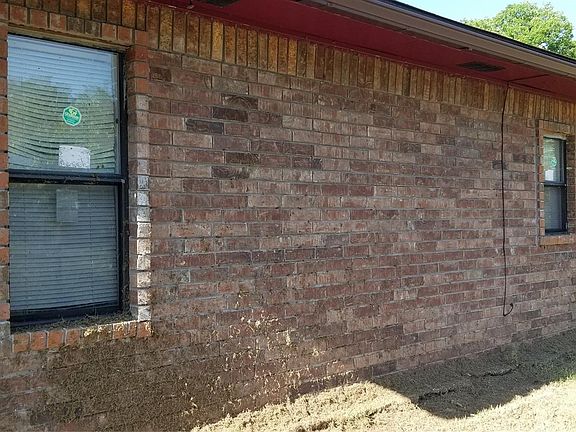 3rd image of 35756 S Highway 48