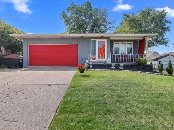 10 Chaplin Dr, Buffalo, NY 14223