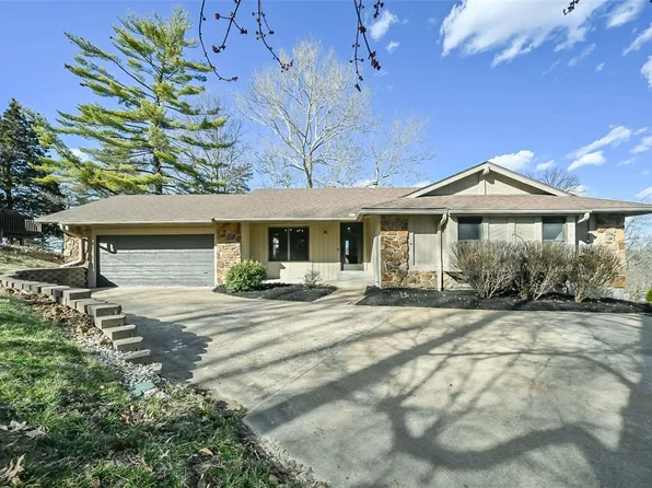 275 Old Sulphur Spring Rd, Ballwin, MO 63021