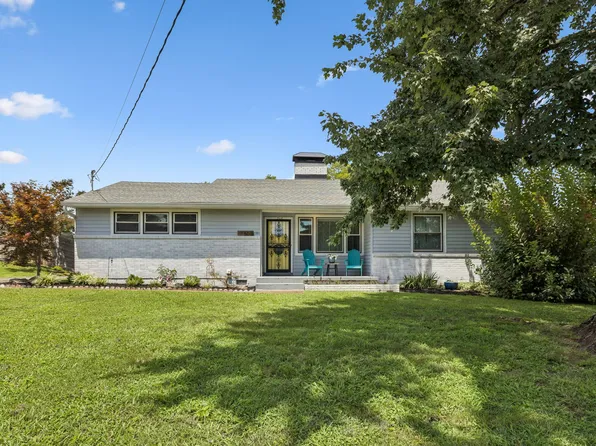 5018 Bonnahill Dr, Hermitage, TN 37076
