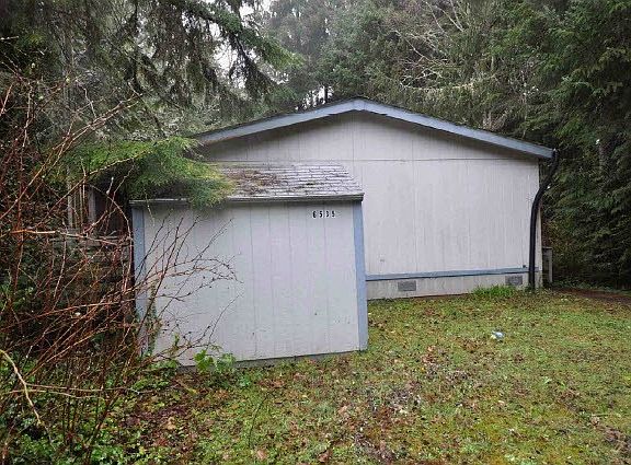 4th image of 6535 Carolyn Ave