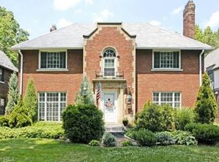 13934 Lake Ave, Lakewood, OH