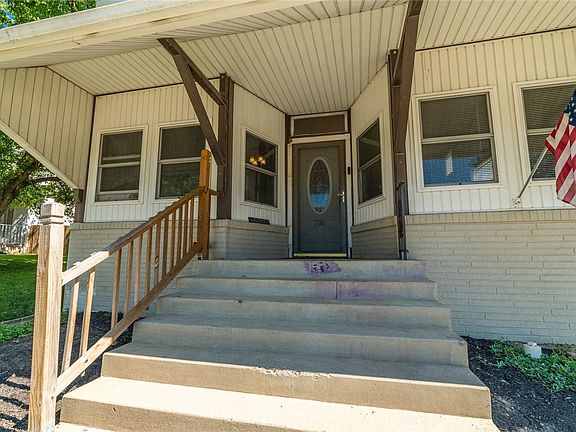 3rd image of 700 Clark Ave