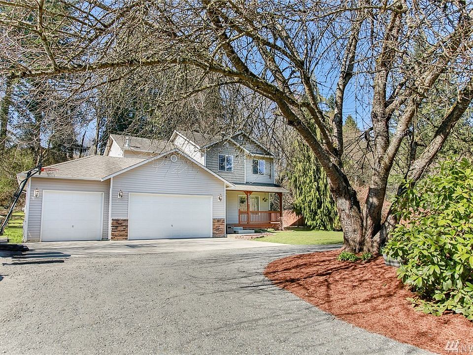 Circular Driveway to fit everyone needed!