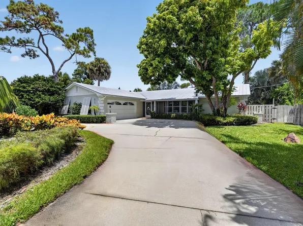 8797 SE SHARON Street, Hobe Sound, FL 33455