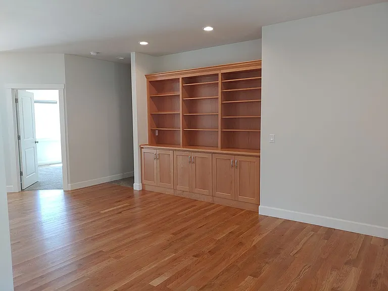 1803 Watkins Rd — Photo 9