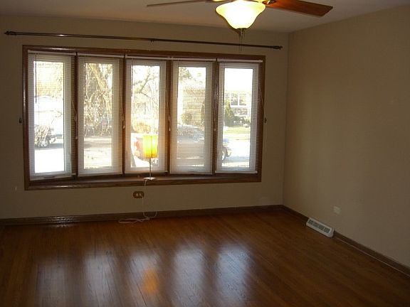 2nd image of 9231 Nashville Ave