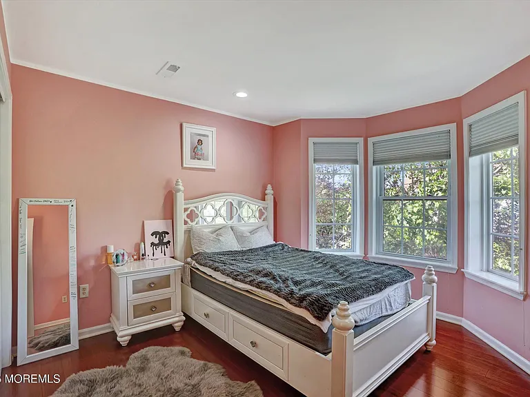 150 Nathan Dr — Photo 27