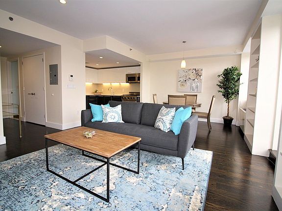3rd image of 121 Edgecombe Ave #6
