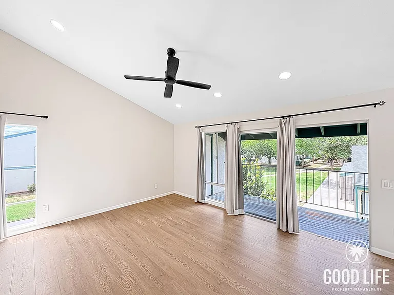 1817 E Grand Ave #36 — Photo 6