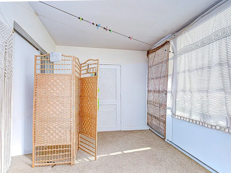 5150 10th Ave N #211 — Photo 11