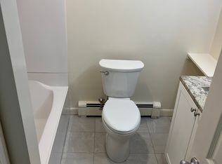 2 Norton Ave APT 2C, Walpole, MA 02081