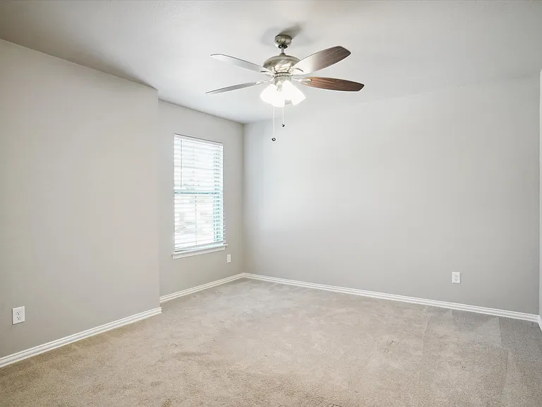 122 Elm Ln — Photo 14