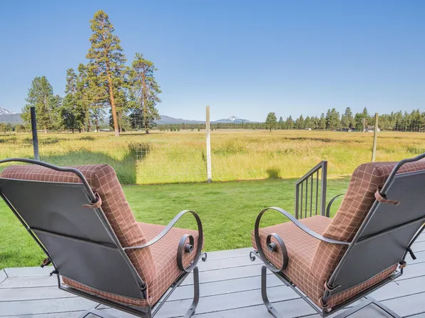 353 S Pine Meadow St, Sisters, OR 97759