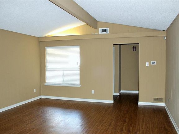 2nd image of 2318 18th St