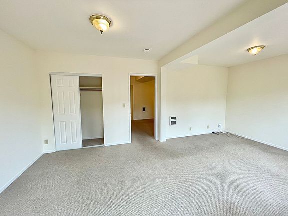 5th image of 743 11th Ave #0