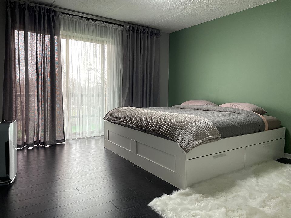 1st image of 500 Redondo Dr APT 406