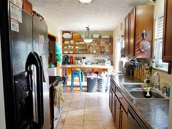 5th image of 4306 Raven Dr