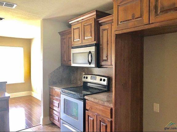 5th image of 19066 River Rock Dr