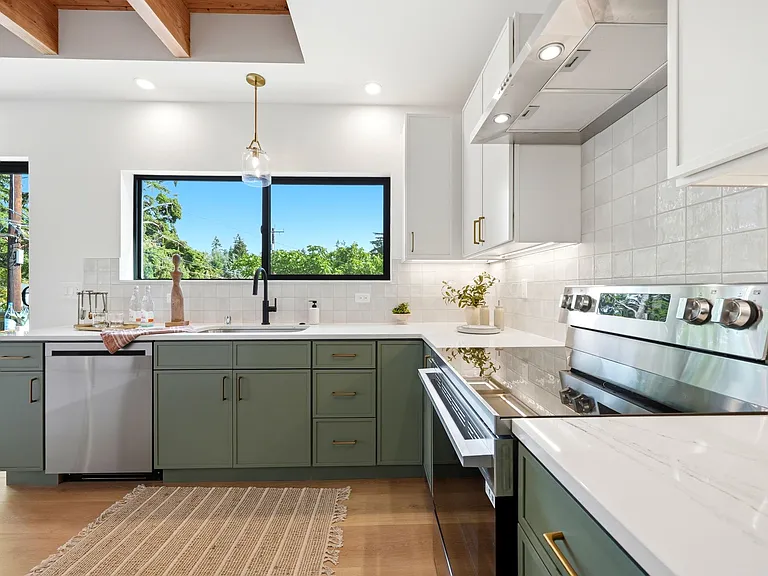 4709 SW Hinds St — Photo 18
