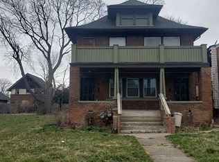 48 Pilgrim St, Highland Park, MI 48203