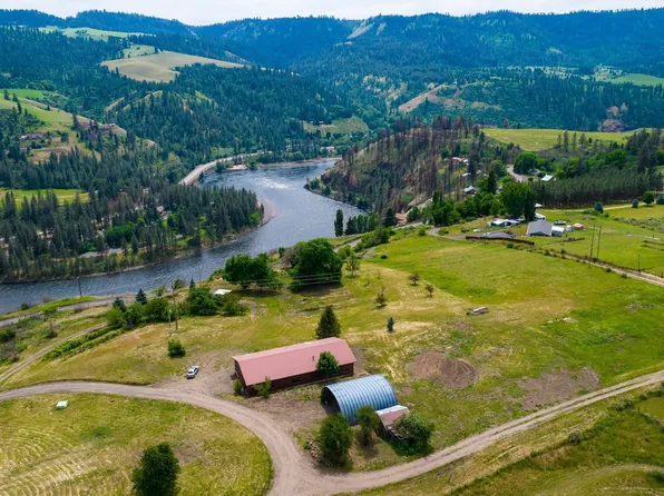 34202 Grandview Ln, Lenore, ID 83541