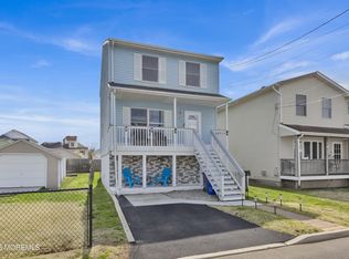 810 7th St, Union Beach, NJ 07735